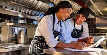 How to Secure Chefs and Cooks Jobs In Australia With Visa Sponsorship